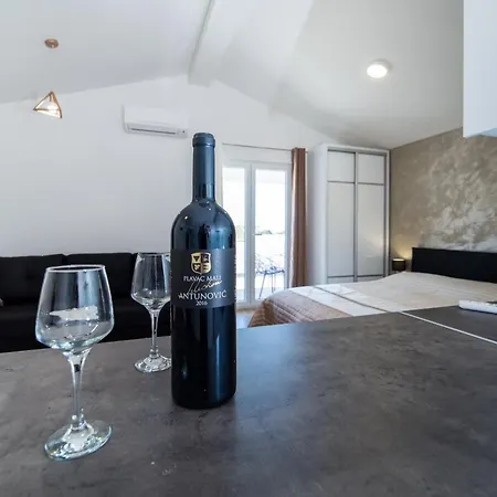 Apartment Maja